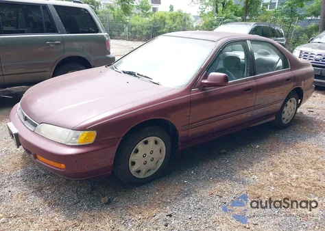 1996 Honda Accord Lx/Ex z USA, uszkodzony, nr VIN 1HGCD5630TA230265